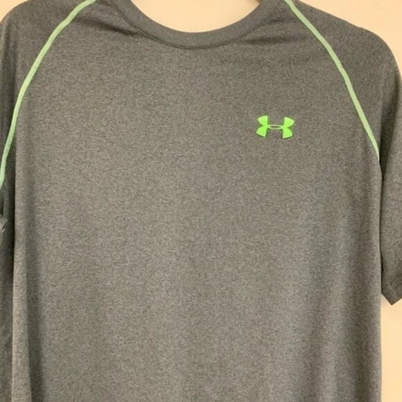 𝅺Under Armour Man Top - Picture 2 of 6